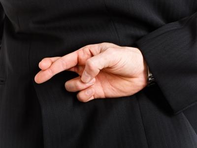 Активисты Общероссийского народного фронта обнаружили новую &laquo;серую&raquo; схему, которую используют заказчики при строительстве социальных объектов. Вместо того чтобы заказывать строительство детских садов и школ, объявляется тендер на покупку зданий, созданных в будущем. Общая стоимость объектов, которые приобретают с помощью &laquo;серой&raquo; схемы в Забайкальском крае, Тверской области, Республиках Дагестан и Саха (Якутия), составляет 2 млрд руб.