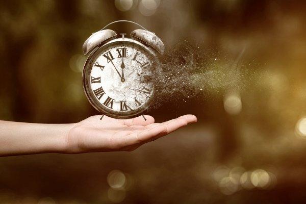 По данным &ldquo;Ъ&rdquo; из достоверных источников в Минфине и среди участников рынка, ведомство определилось с тем, как будет выглядеть старт реформы закупок. Банки, в которых участники закупок смогут открывать спецсчета для участия в торгах, будут...